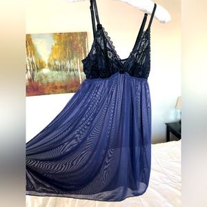 TART NOIR sheer lace black chemise- excellent condition. Size MEDIUM